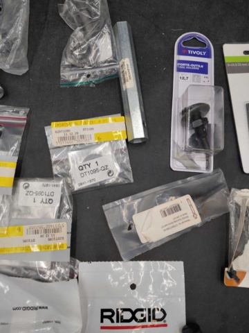 1258617-2 Sortiment med verktyg - Frakt ingår