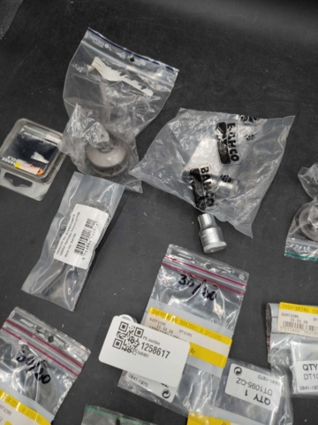 1258617-6 Sortiment med verktyg - Frakt ingår