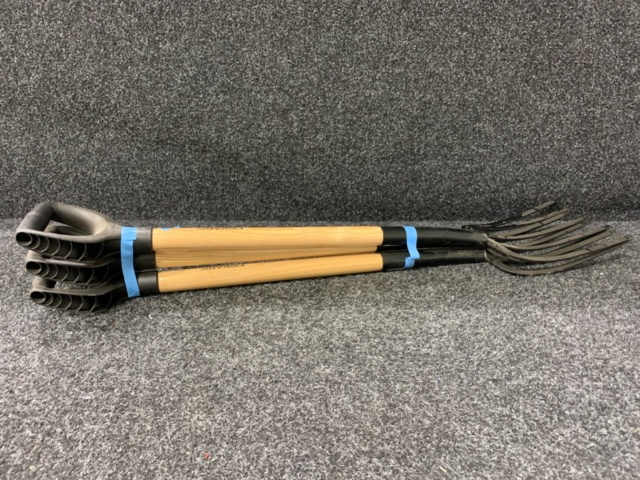 1258679-2 3 grips Fiskars prime