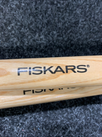 1258679-5 3 grips Fiskars prime