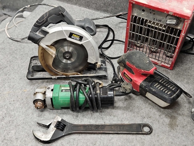 1224617-2 Table saw, fan heater, circular saw, pressure washer and more
