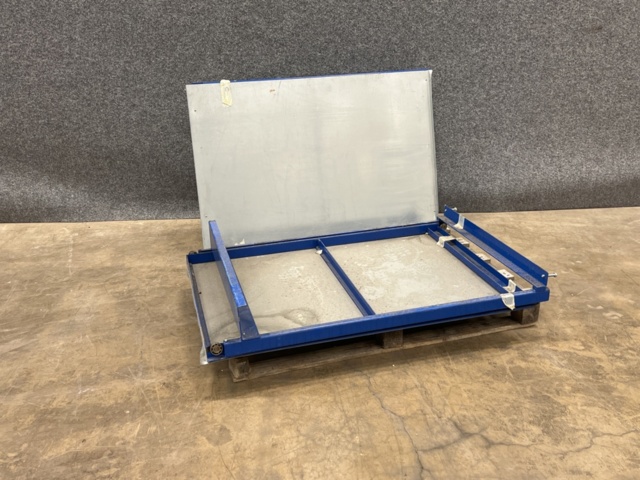 1258721-1 2 pull-out units for pallet racking