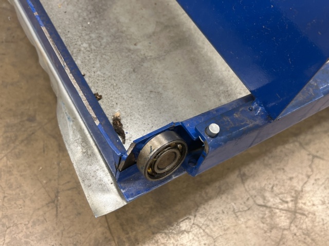 1258721-3 2 pull-out units for pallet racking