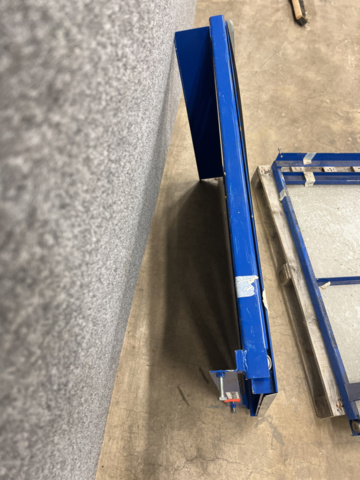 1258721-7 2 pull-out units for pallet racking