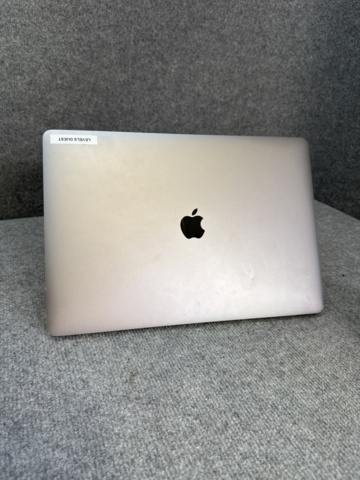 1239827-7 MacBook Pro 15” (2018), 2.9 GHz i9, 32 GB RAM, 1 TB SSD, Space Gray