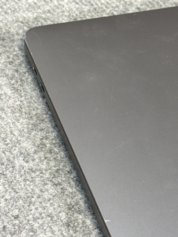 1239827-9 MacBook Pro 15” (2018), 2.9 GHz i9, 32 GB RAM, 1 TB SSD, Space Gray