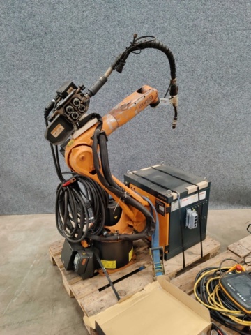 1259217-2 Welding robot Kuka KR5 R1400
