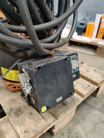 1259217-12 Welding robot Kuka KR5 R1400