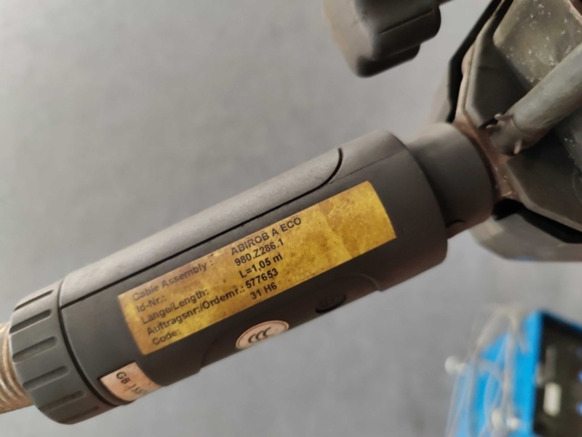 1259217-17 Welding robot Kuka KR5 R1400