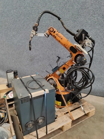 1259218-3 Welding robot Kuka KR5 R1400