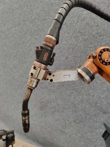 1259218-6 Welding robot Kuka KR5 R1400