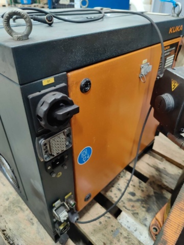 1259218-16 Welding robot Kuka KR5 R1400