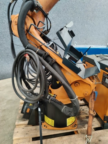 1259218-15 Welding robot Kuka KR5 R1400
