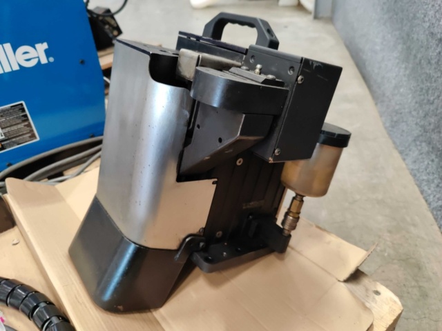 1259218-30 Welding robot Kuka KR5 R1400