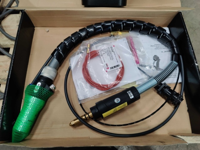 1259218-34 Welding robot Kuka KR5 R1400