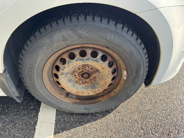 1259290-16 Volkswagen Golf Variant 1.6 TDI BlueMotion Manual, 110hp, 2014