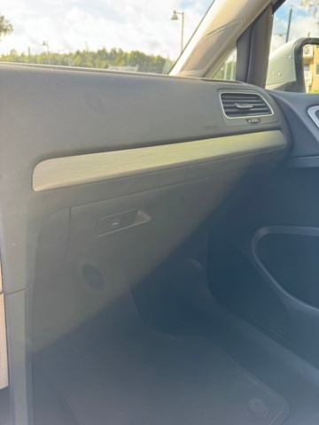 1259290-30 Volkswagen Golf Variant 1.6 TDI BlueMotion Manual, 110hp, 2014