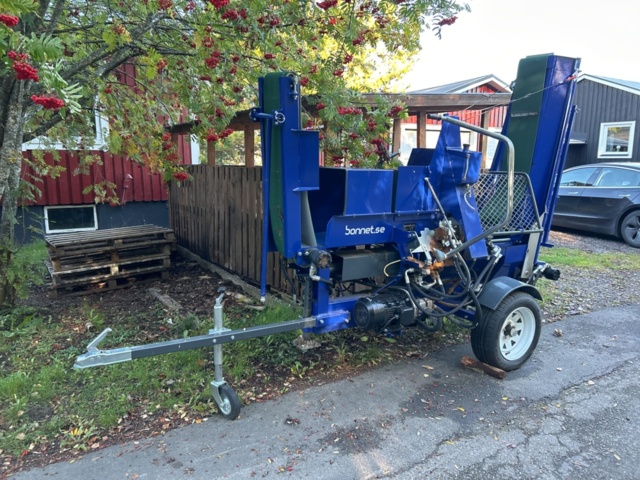 Firewood machine with elevator Bonnet BON380ET -2023 - PS Auction - We ...