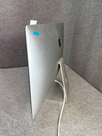 1239895-3 iMac 27" Retina 5K (2015), 4.0 GHz i7, 32 GB RAM, 121 GB Flash + 2 TB SATA