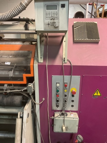 1206587-7 SLITTER Roller cutter with folding stand