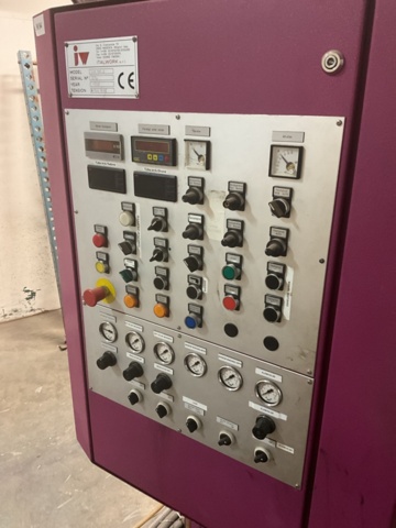 1206587-13 SLITTER Roller cutter with folding stand