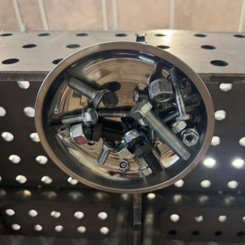 1259705-4 4 magnetic bowls 15 cm for screws and nuts - Free shipping