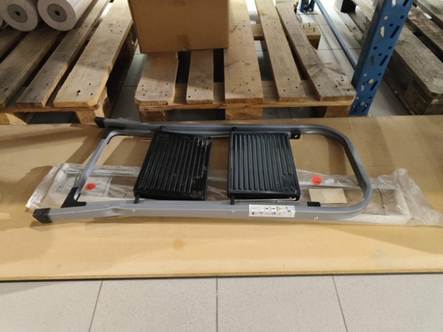 1237026-16 Kassaskrin, städartiklar och påsar