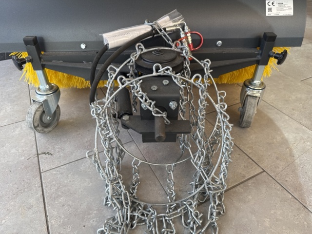 1239903-5 Stiga Park Pro Hydraulic Sweeper SWR 1402 H - 100 cm Working width