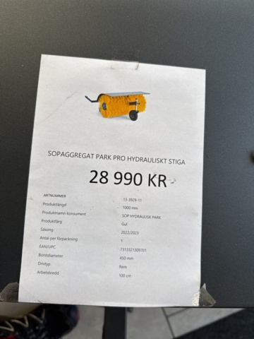 1239903-6 Stiga Park Pro Hydraulic Sweeper SWR 1402 H - 100 cm Working width