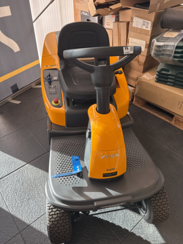 1239907-5 Stiga Swift 372e Battery Powered Garden Tractor with 72 cm Cutting Width