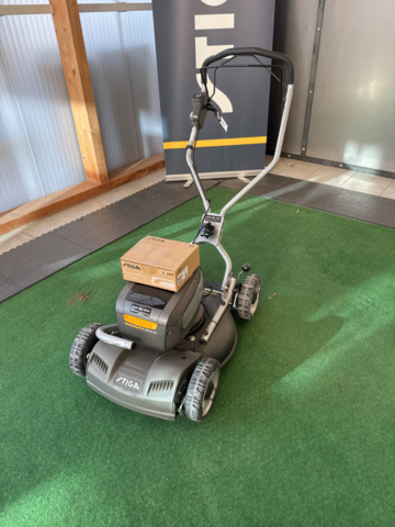 1239911-1 Stiga Multiclip Pro 950 SX AE Battery Powered Lawnmower with Multiclip function