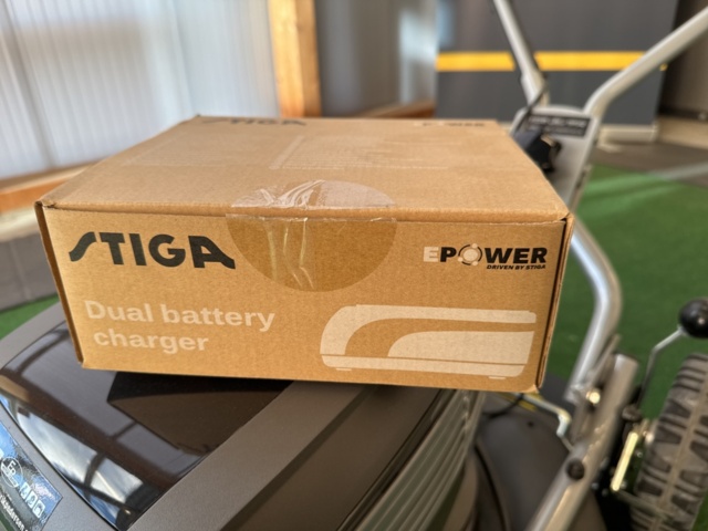 1239911-6 Stiga Multiclip Pro 950 SX AE Battery Powered Lawnmower with Multiclip function