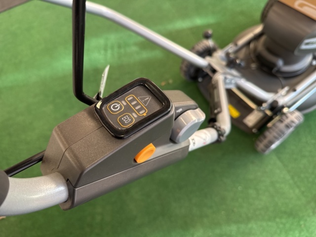 1239911-8 Stiga Multiclip Pro 950 SX AE Battery Powered Lawnmower with Multiclip function