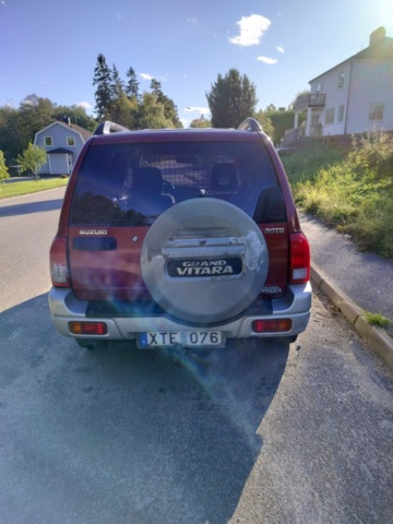 1260204-6 Suzuki Grand Vitara 5-door 2.0 TD 4WD Manual, 109hp, 2001