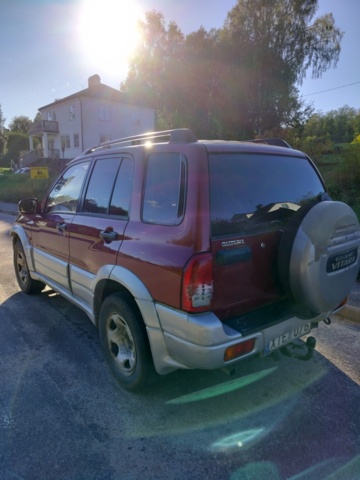 1260204-7 Suzuki Grand Vitara 5-door 2.0 TD 4WD Manual, 109hp, 2001