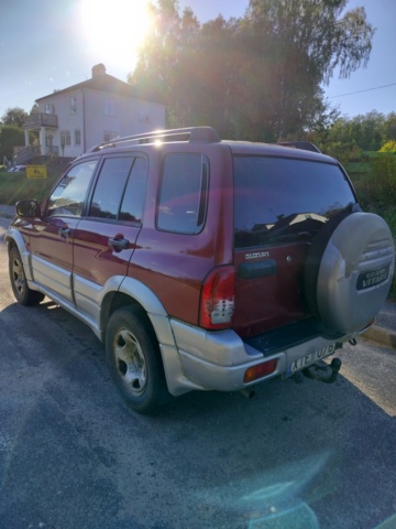 1260204-8 Suzuki Grand Vitara 5-door 2.0 TD 4WD Manual, 109hp, 2001