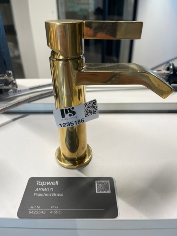 1235186-2 Basin mixer Tapwell ARM071 Polished brass
