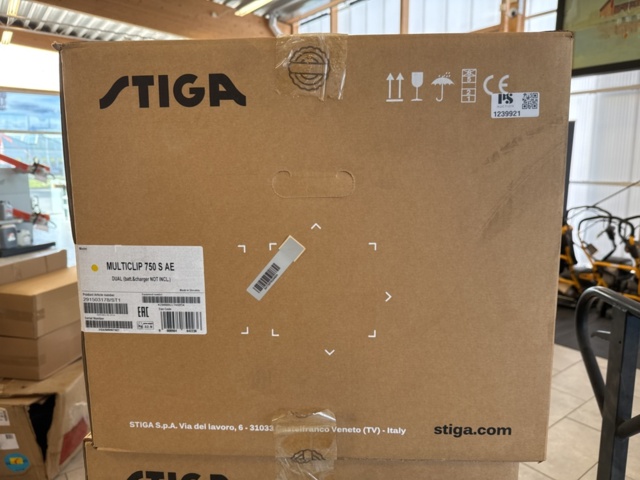 1239921-2 Battery powered lawnmower - Stiga Multiclip 750 S AE