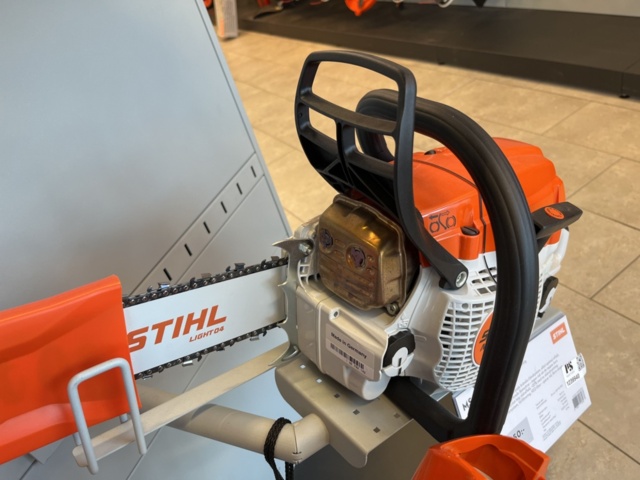 1239940-6 Chainsaw - Stihl MS 261 CM