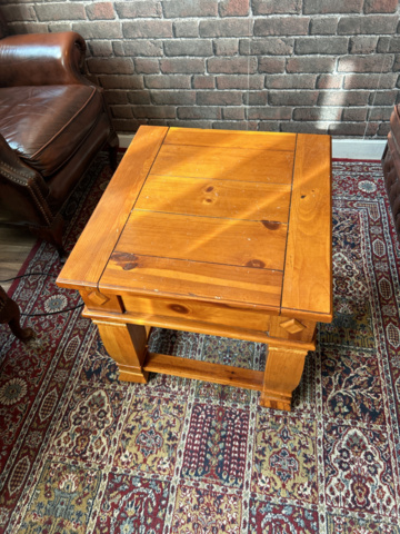 1250472-10 Chesterfield green and brown armchairs including small table