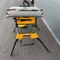 1135558-5 Table saw DeWalt DW745 and Kärcher vacuum cleaner