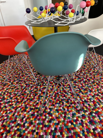 1250509-14 Table and 4 chairs Eames/Vitra - "DAR", carpet HAY