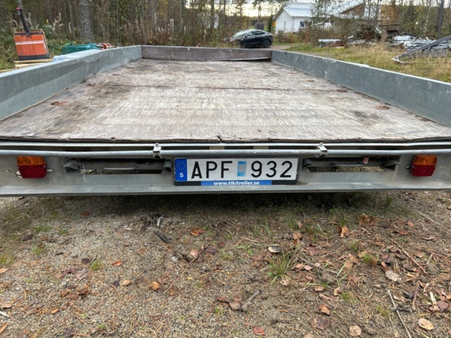 1237590-4 Biltransportsläp biltrailer  TIKI-TREILER 2000kg -2008