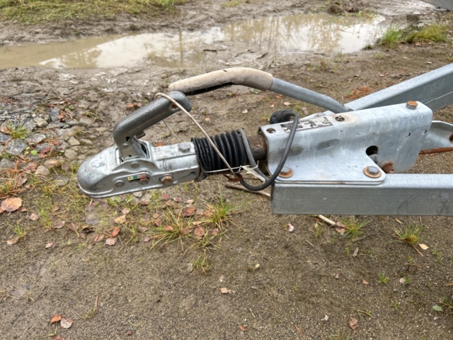 1237590-10 Biltransportsläp biltrailer  TIKI-TREILER 2000kg -2008