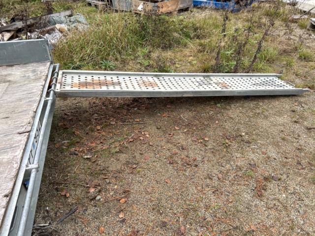 1237590-14 Biltransportsläp biltrailer  TIKI-TREILER 2000kg -2008