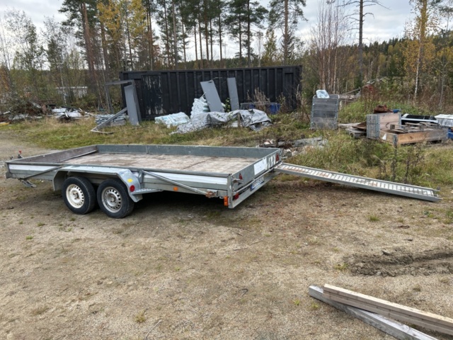 1237590-23 Biltransportsläp biltrailer  TIKI-TREILER 2000kg -2008
