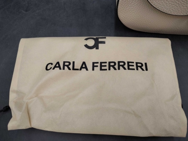 1254713-7 Carla Ferreri Esmeralda shoulder bag - Shipping included
