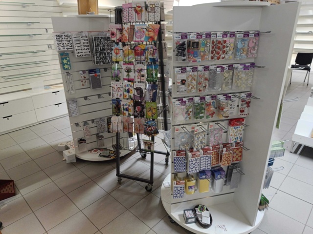 1130431-17 Large lot with courtship cards, labels and more including shop racks