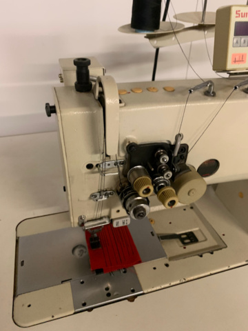 1261904-9 Sewing machine Sunstar KM-750-7