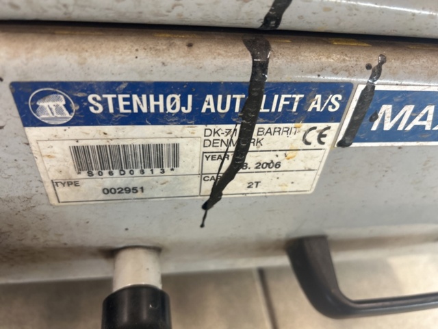 1235397-11 4-pelarlyft 4000 kg med frihjulslyft - Stenhöj 005300 430A -2006